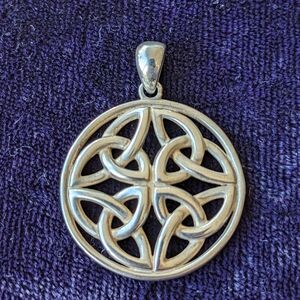 Vintage 925 Sterling Silver Celtic Style Pendant